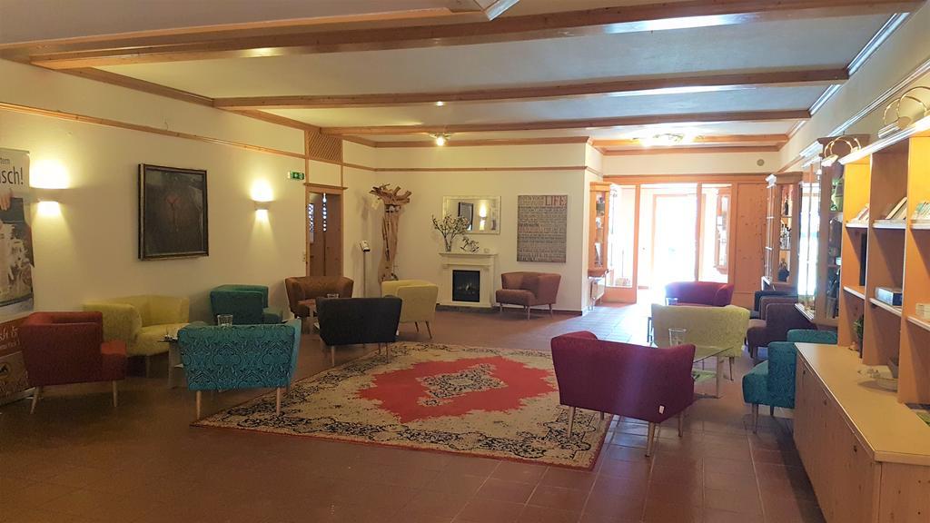 Gutshof Wolfgangsee Resort & Event Hotel ชตรอเบิล ภายนอก รูปภาพ