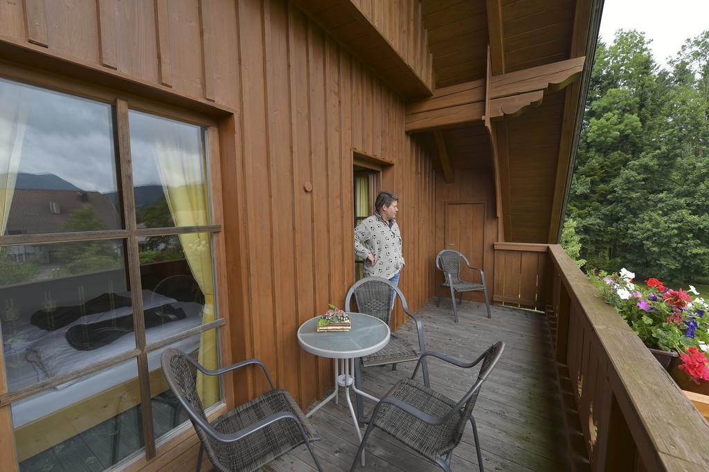 Gutshof Wolfgangsee Resort & Event Hotel ชตรอเบิล ภายนอก รูปภาพ