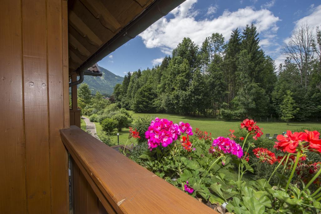 Gutshof Wolfgangsee Resort & Event Hotel ชตรอเบิล ภายนอก รูปภาพ