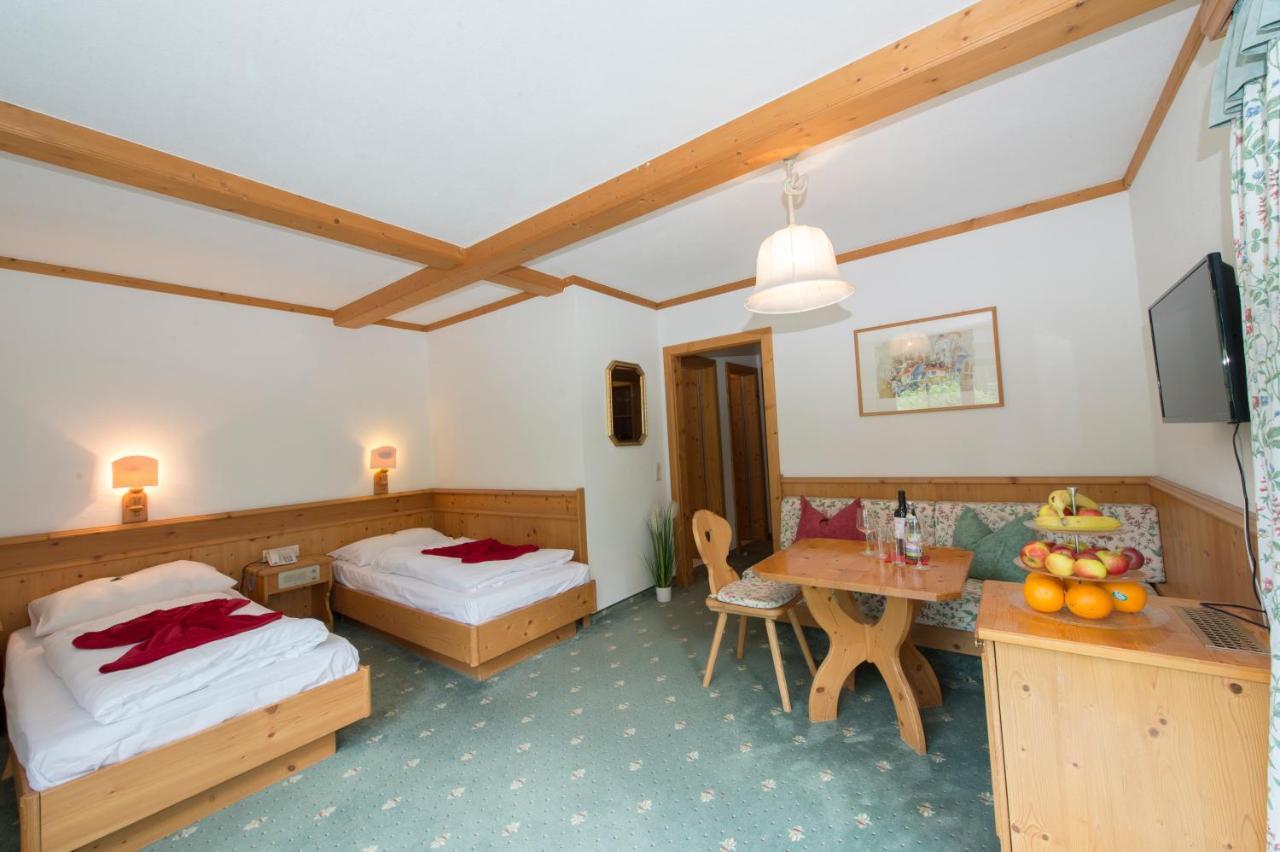 Gutshof Wolfgangsee Resort & Event Hotel ชตรอเบิล ภายนอก รูปภาพ
