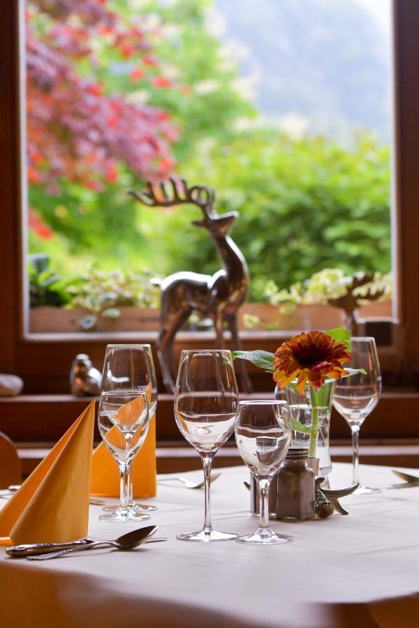 Gutshof Wolfgangsee Resort & Event Hotel ชตรอเบิล ภายนอก รูปภาพ